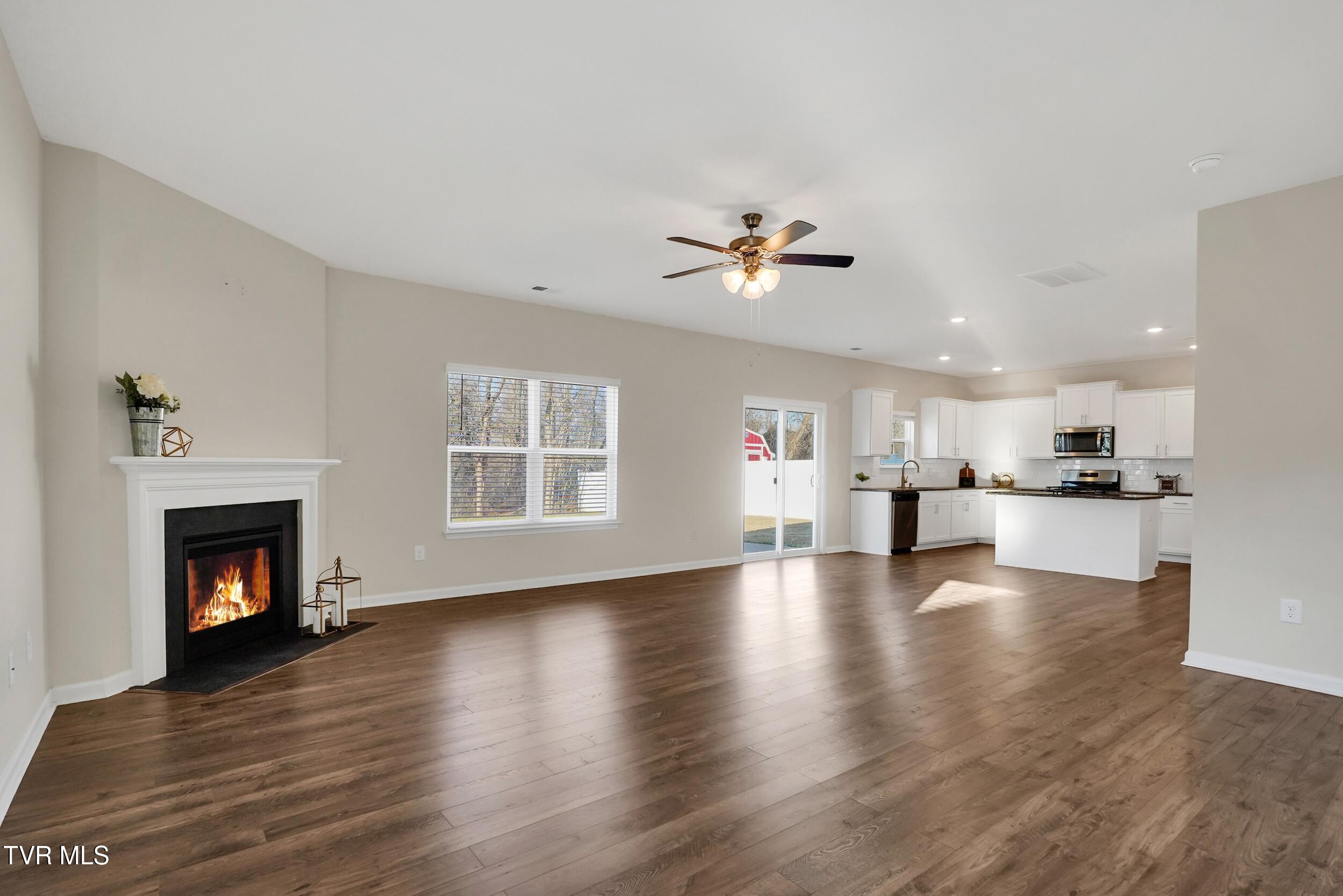 5974 Wildlife Circle, Piney Flats, Tennessee image 16