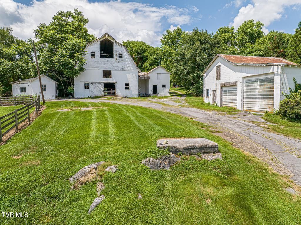 Photo of 25453 Lee Highway, Abingdon, VA 24211 (MLS # 9985918)