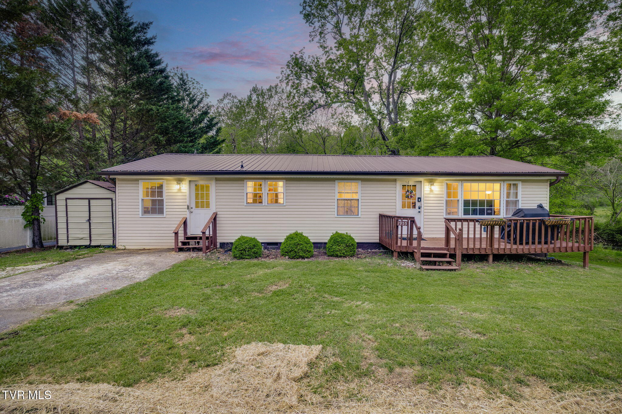 1955 Milligan Highway, Elizabethton, Tennessee image 2