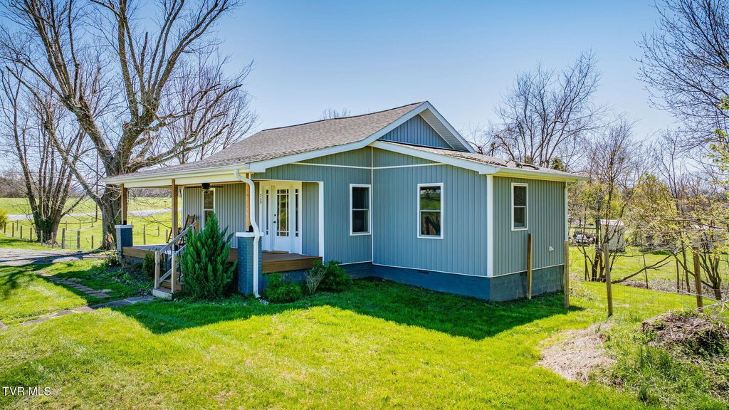 Photo of 258 Forest View Drive, Jonesborough, TN 37659 (MLS # 9993018)