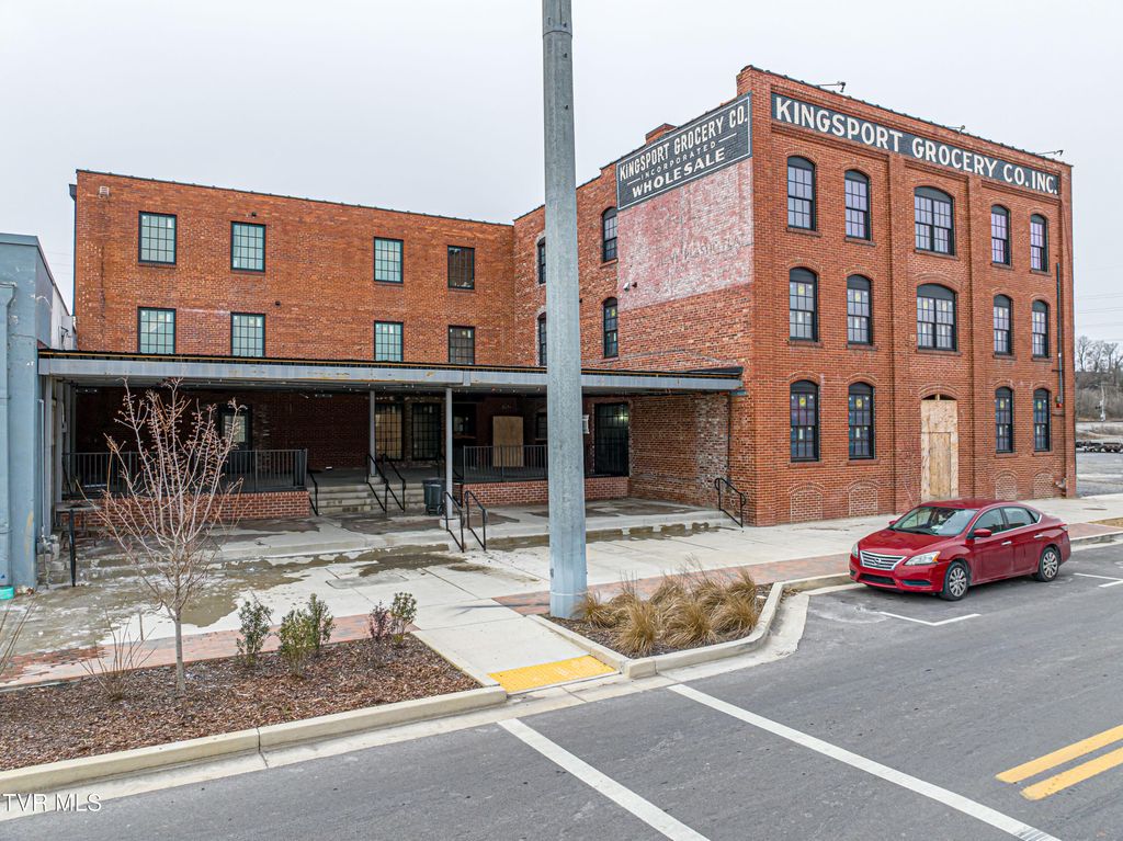 Photo of 453 Main Street #900, Kingsport, TN 37660 (MLS # 9990796)