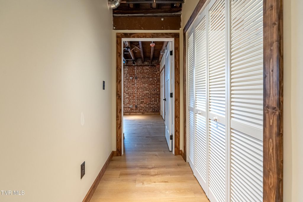 Photo of 453 Main Street #400, Kingsport, TN 37660 (MLS # 9990801)