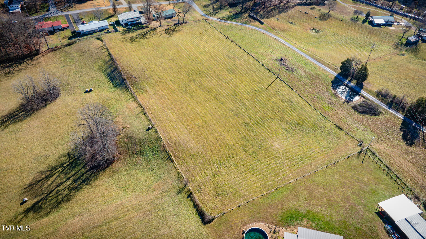 320 Marcella Drive, Mosheim, Tennessee image 7
