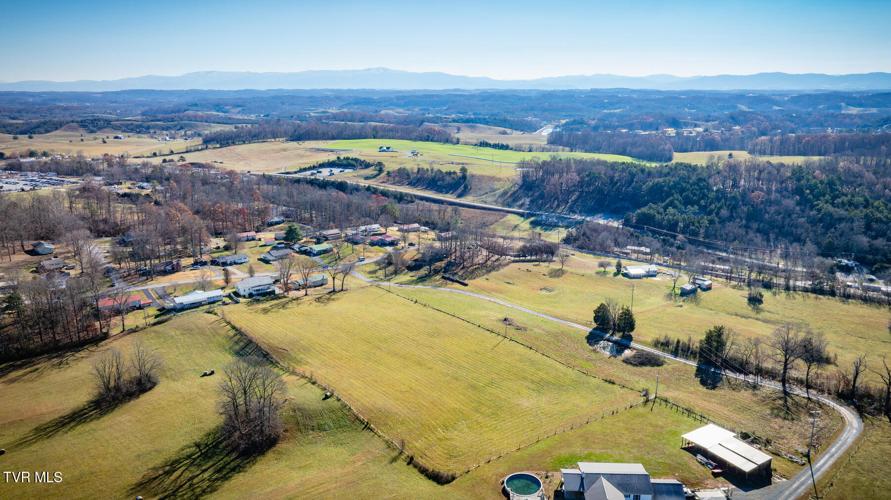320 Marcella Drive, Mosheim, Tennessee image 10