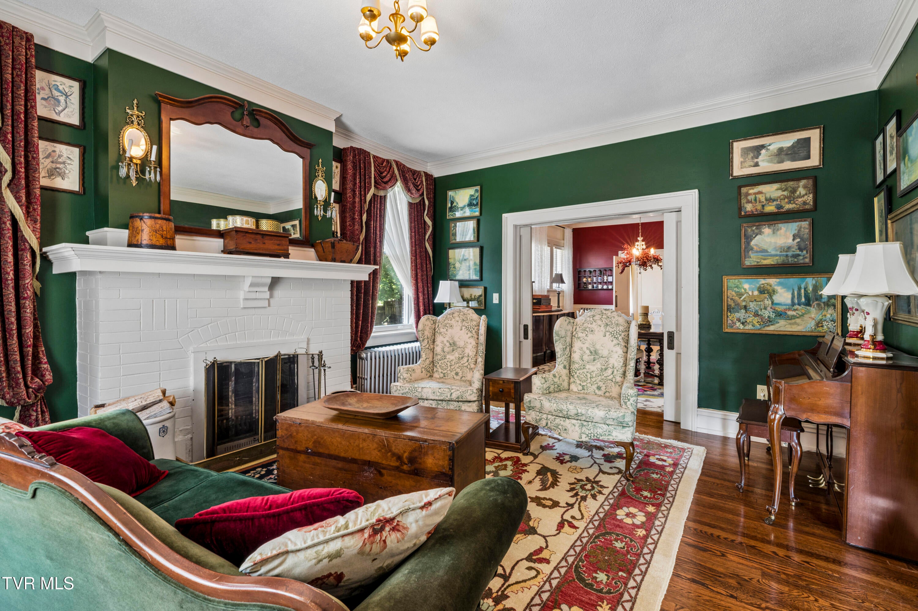 201 East 9th Avenue