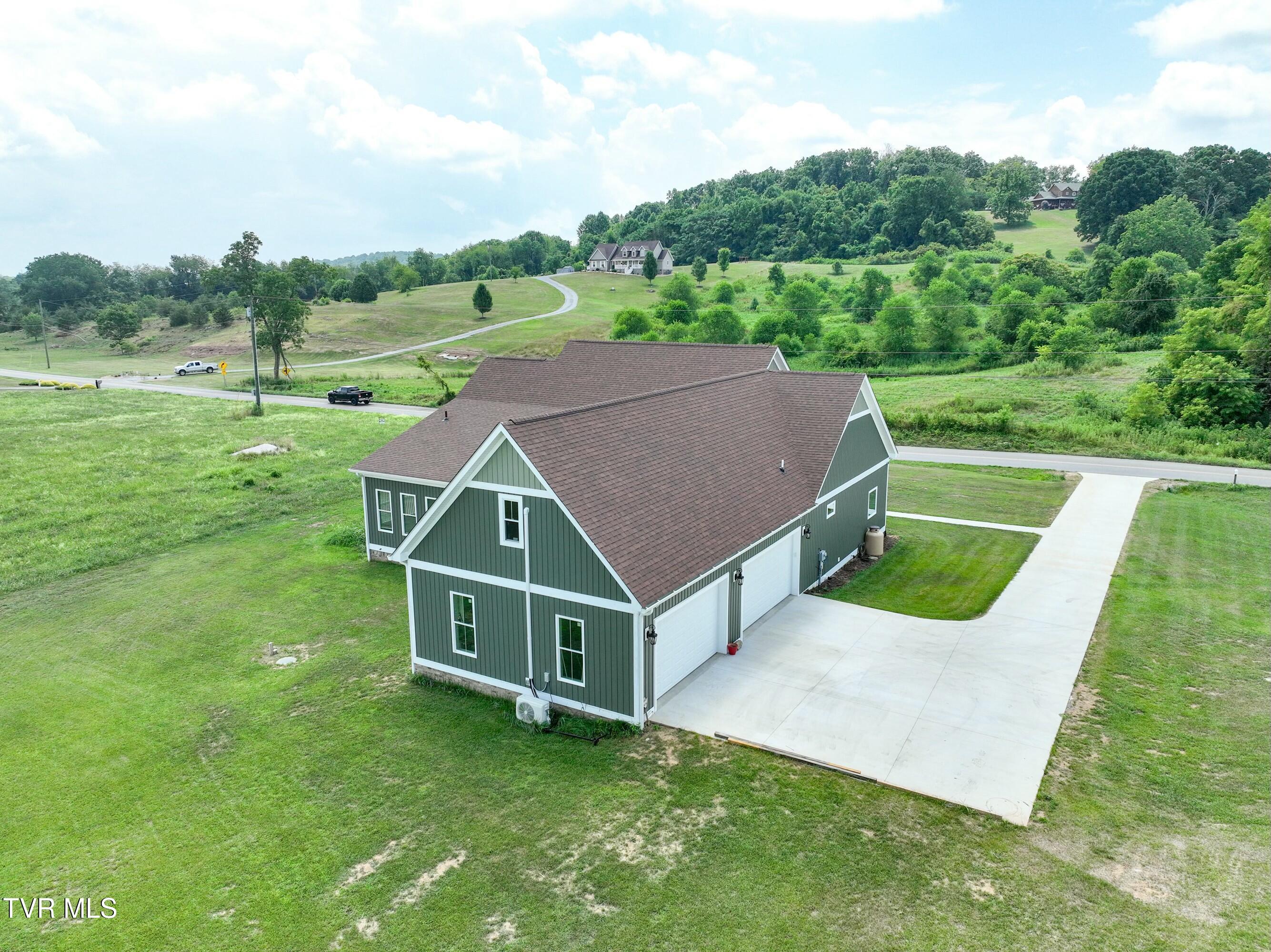 11423 Reedy Creek Road, Bristol, Virginia image 7