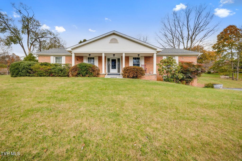 Photo of 5404 Memorial Boulevard, Kingsport, TN 37664 (MLS # 9987904)