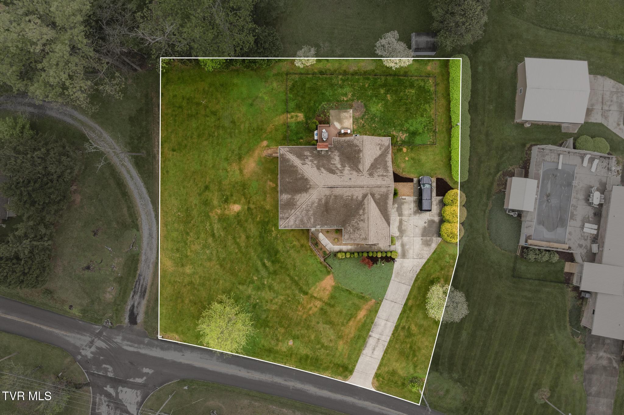 288 Max Jett Road, Johnson City, Tennessee image 8