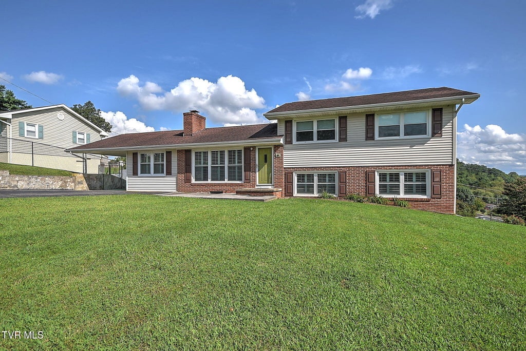 Photo of 709 Norris Avenue, Kingsport, TN 37665 (MLS # 9999901)