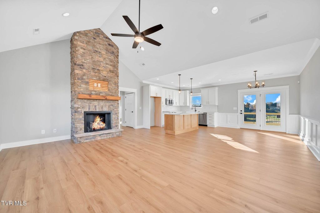 Photo of 1419 Cabot Cove, Jonesborough, TN 37659 (MLS # 9988061)