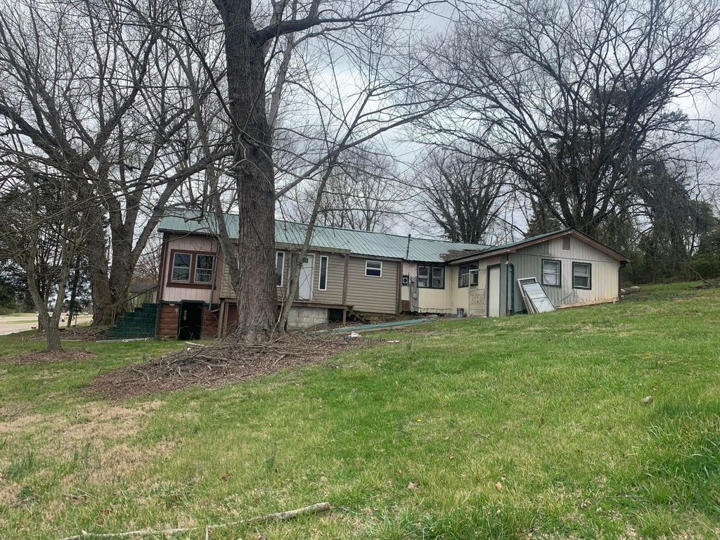 Photo of 5 Highway 11, Church Hill, TN 37642 (MLS # 9962549)