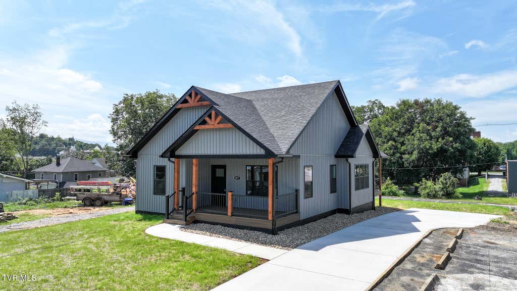 Photo of 207 Hall Street, Greeneville, TN 37745 (MLS # 9999800)