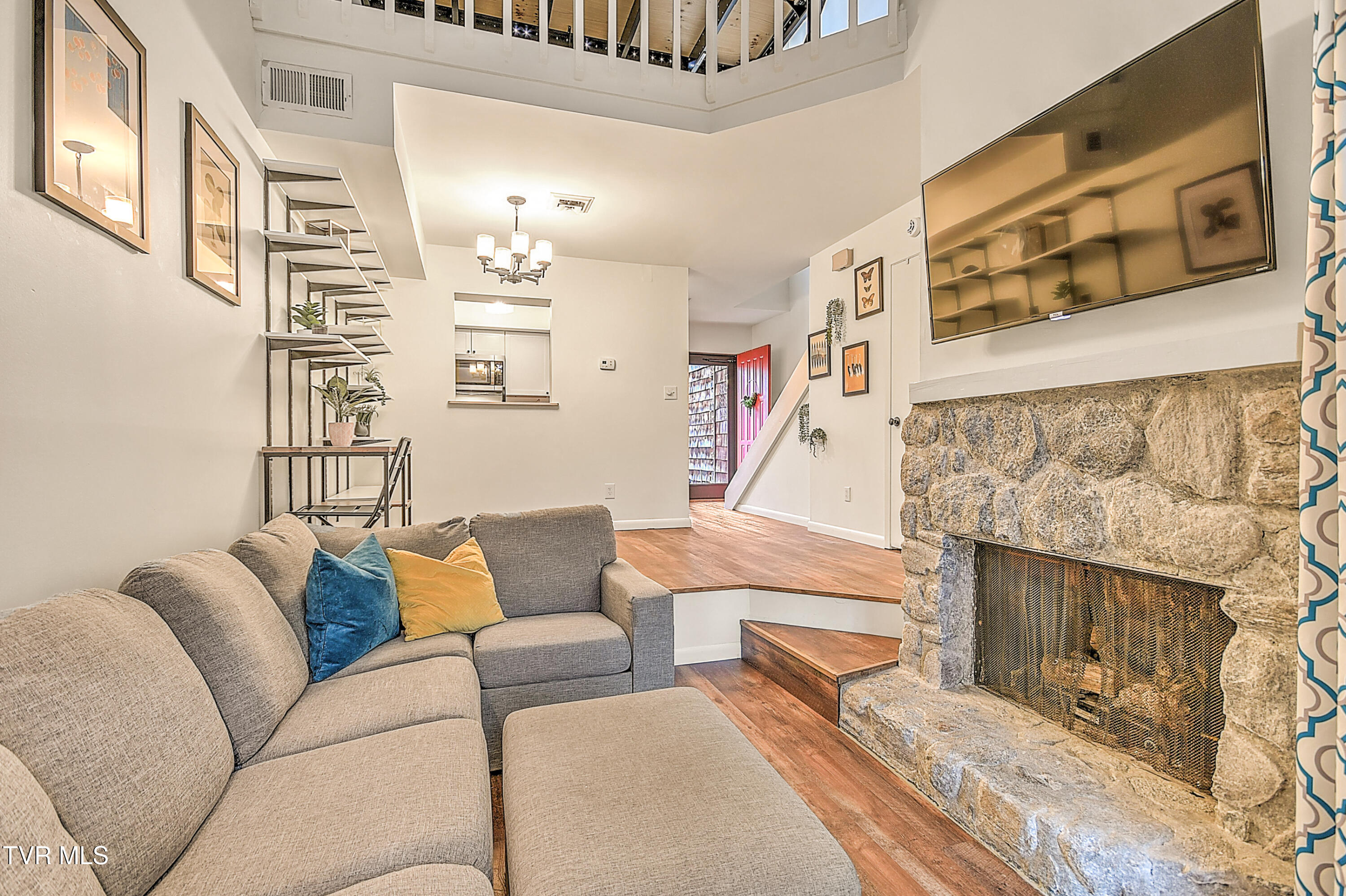 115 Beechnut Street #H8, Johnson City, Tennessee image 14