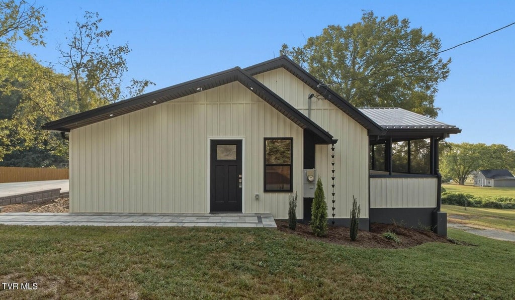 Photo of 1200 Afton Street, Johnson City, TN 37601 (MLS # 10001249)