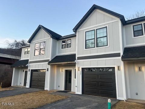 MLS: 9977444