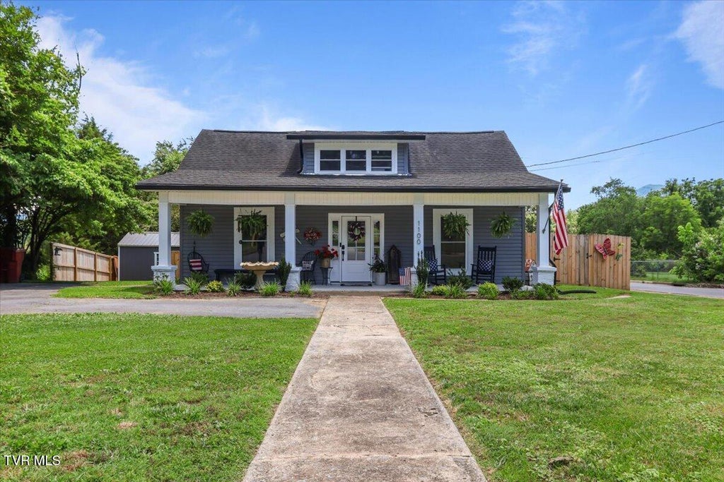 Photo of 1100 King Springs Road, Johnson City, TN 37601 (MLS # 9996520)