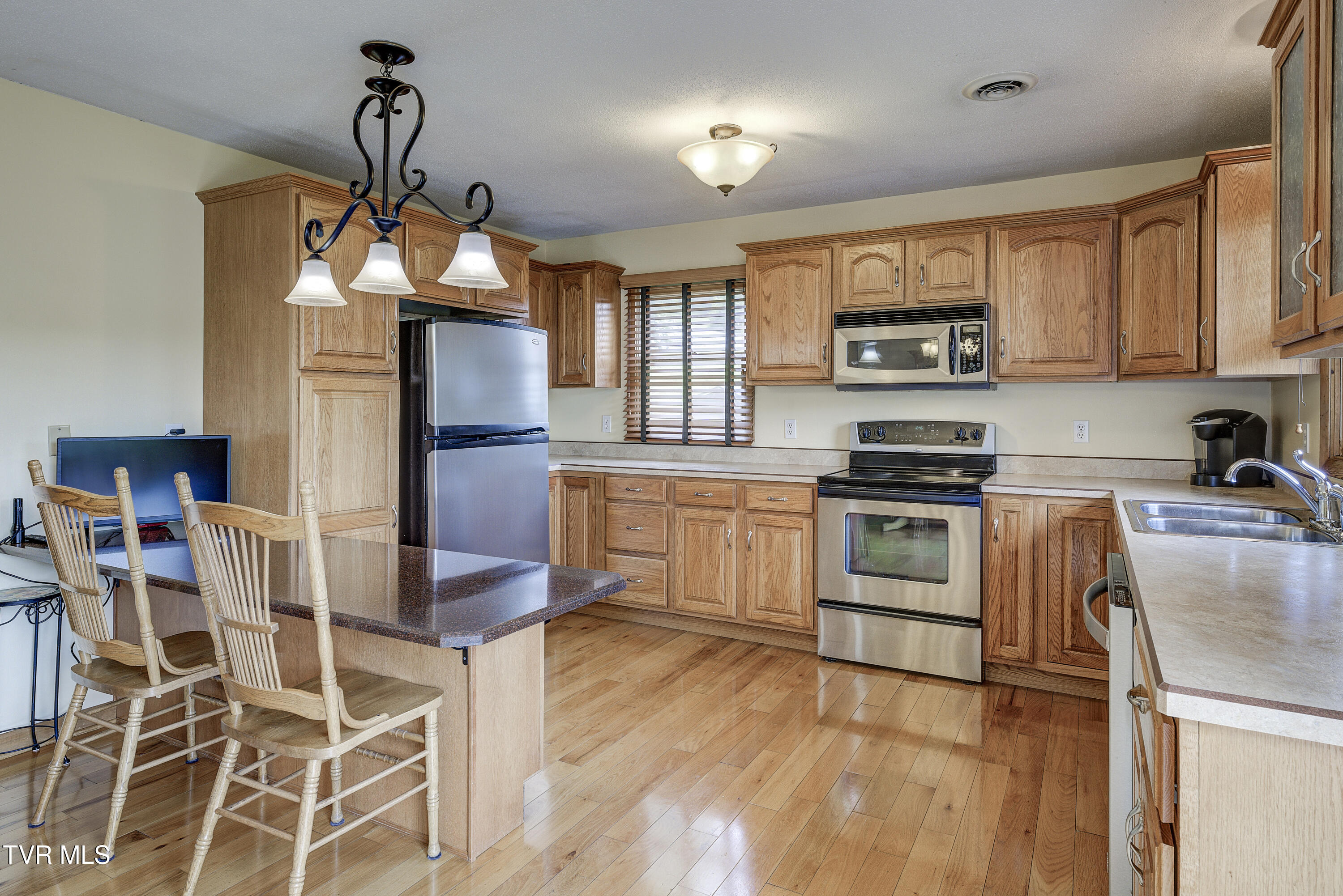 296 Redstone Drive, Bluff City, Tennessee image 35