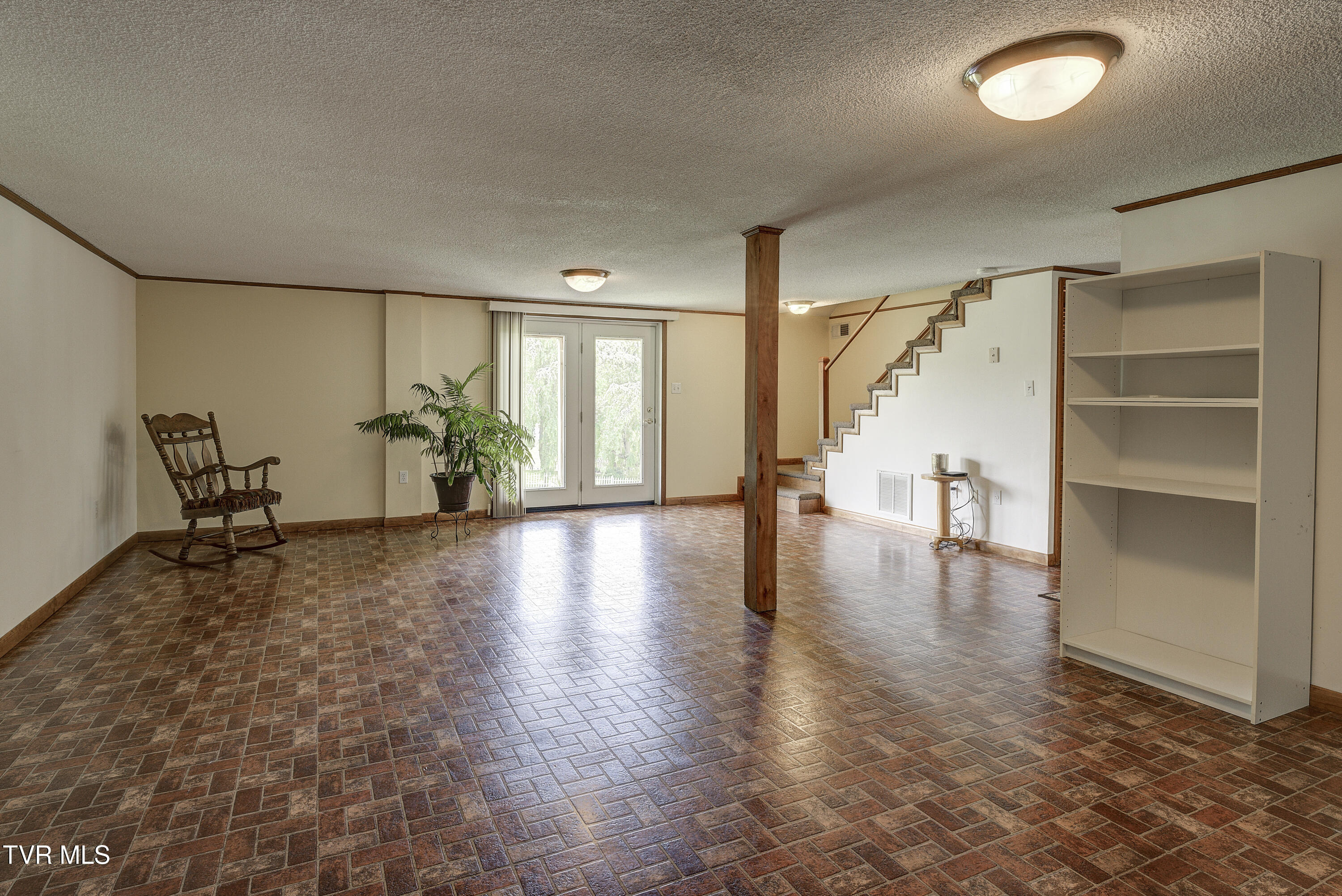 296 Redstone Drive, Bluff City, Tennessee image 18