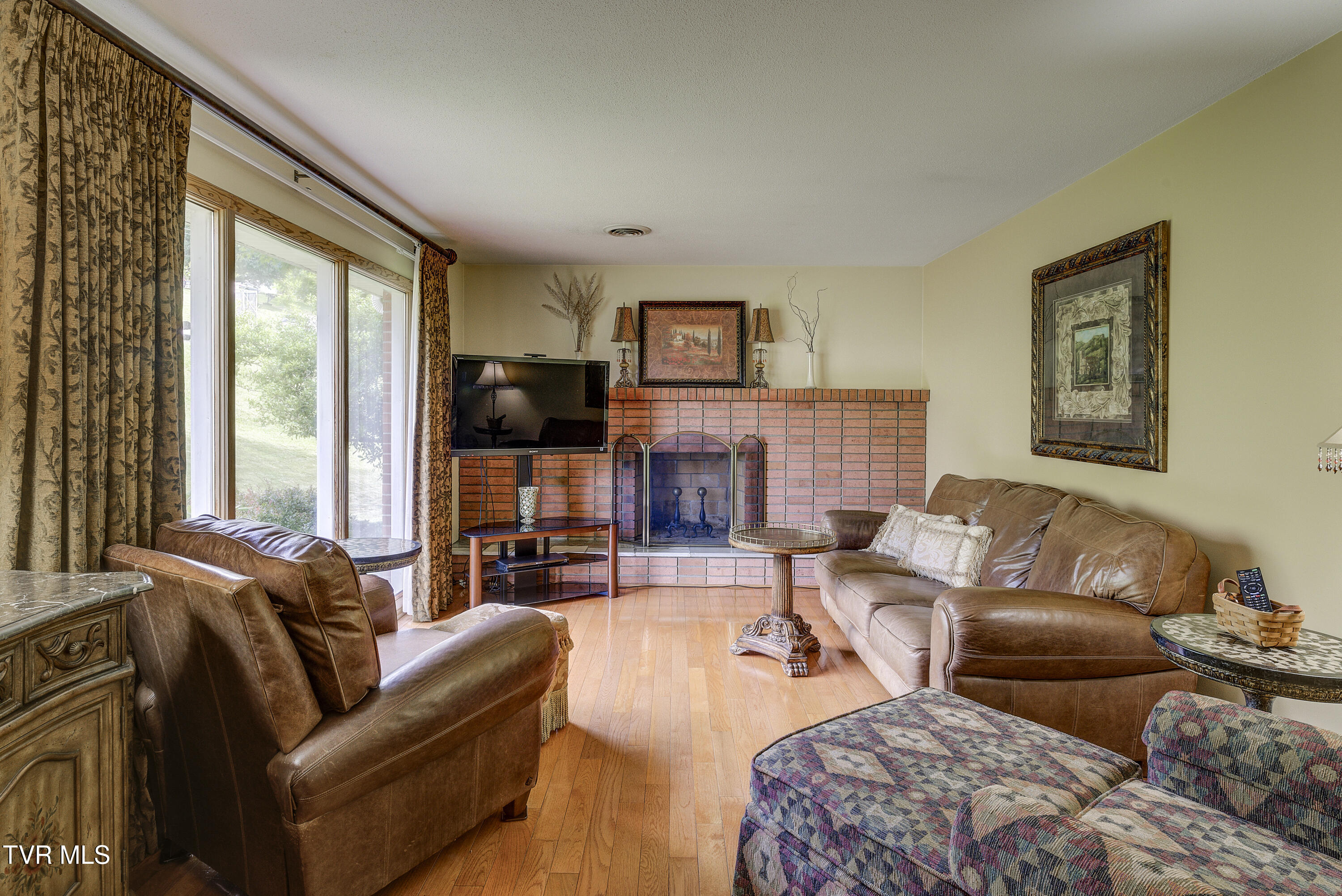 296 Redstone Drive, Bluff City, Tennessee image 39