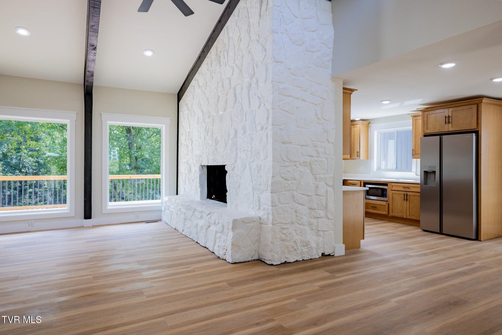 Photo of 518 Bramblewood Drive, Mount Carmel, TN 37645 (MLS # 9999554)