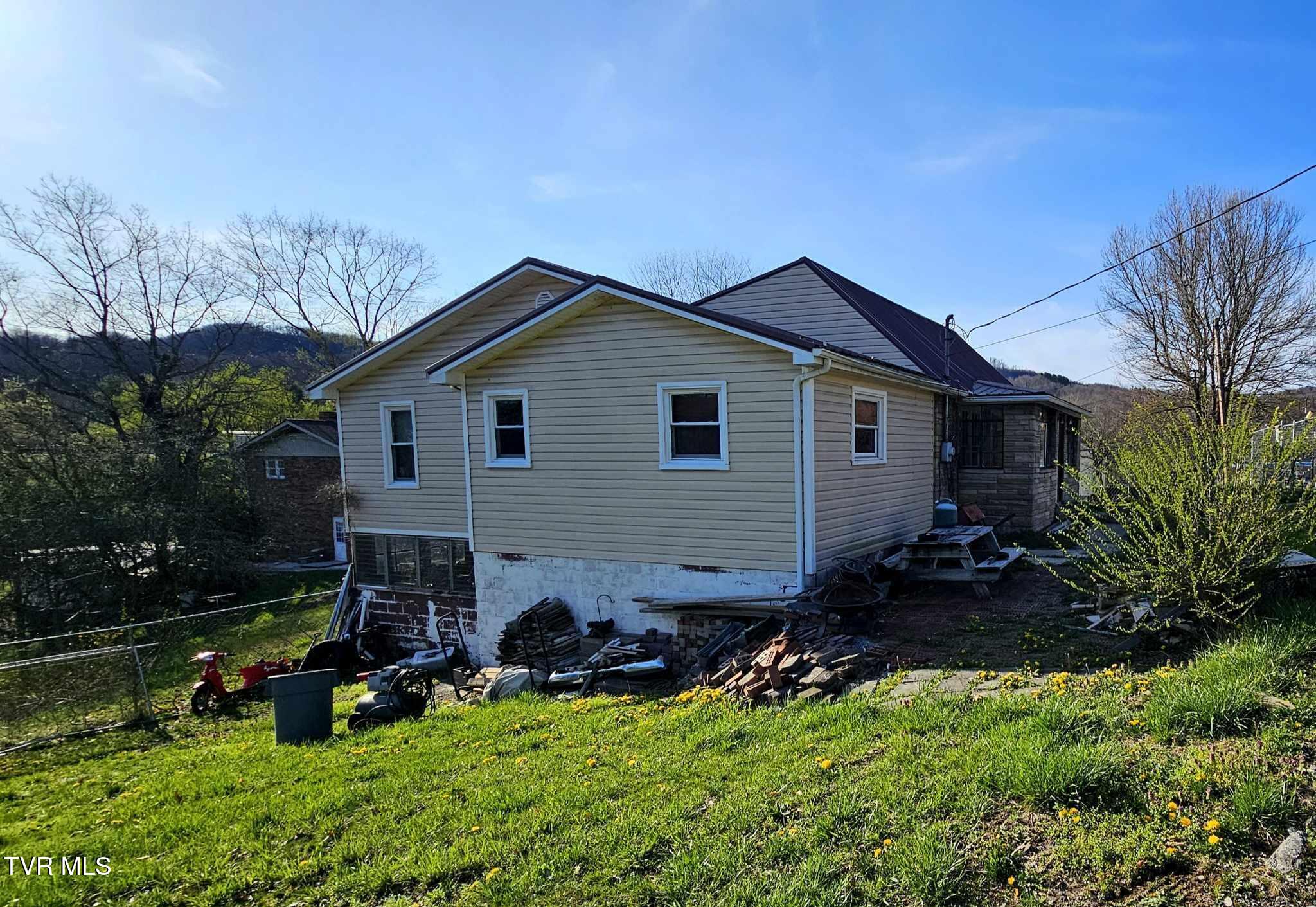 220 North Street, Coeburn, Virginia image 4