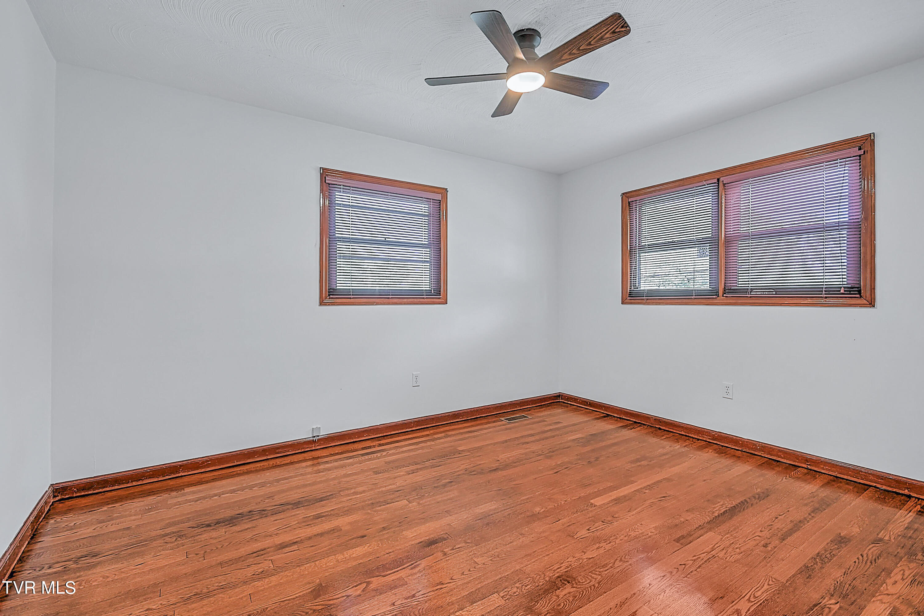 288 Robin Circle, Bristol, Virginia image 25