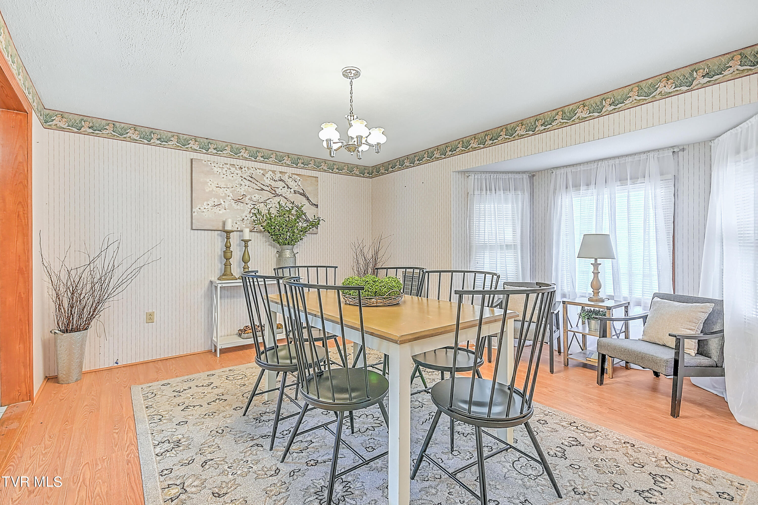 288 Robin Circle, Bristol, Virginia image 16