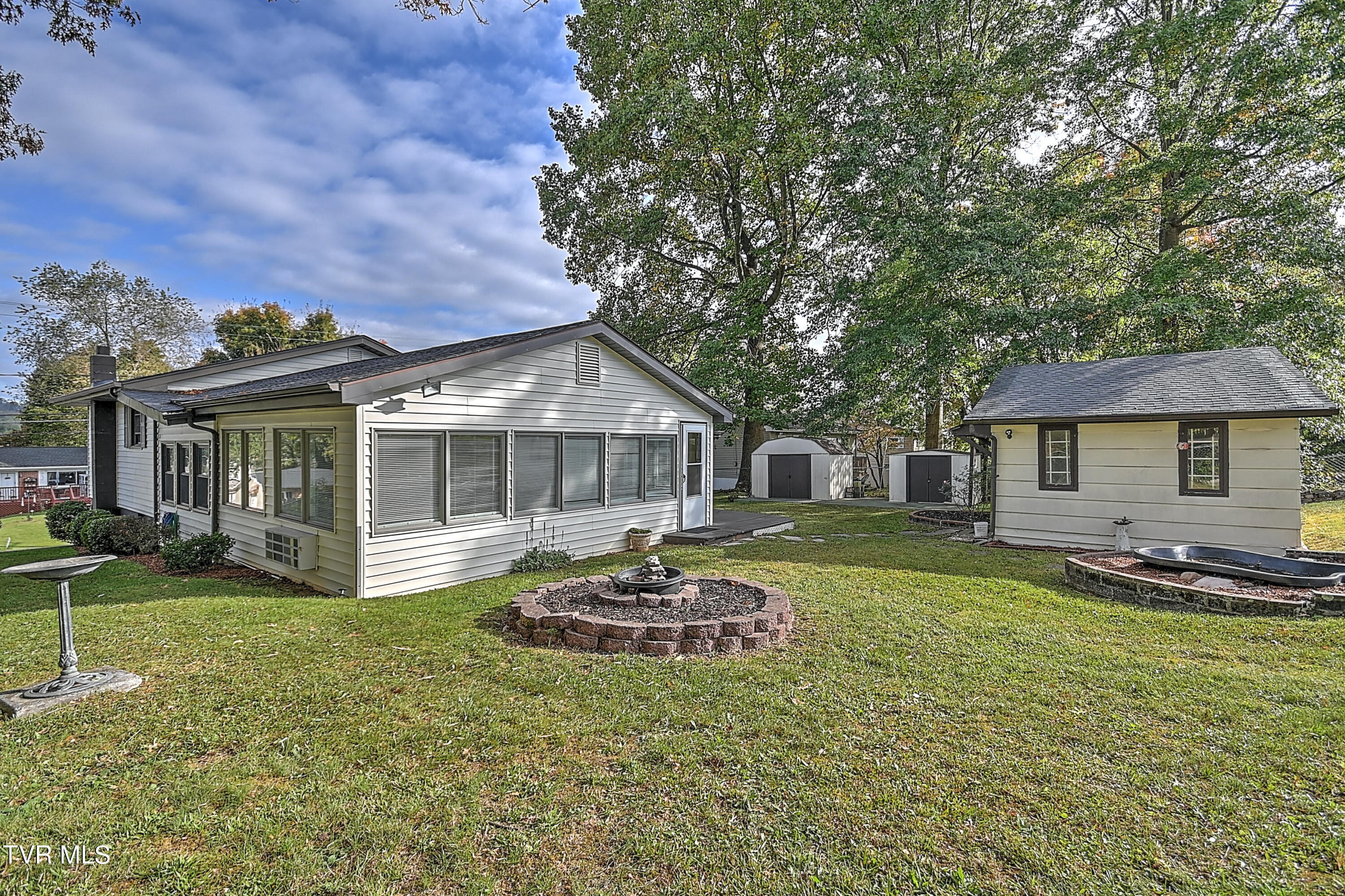 288 Robin Circle, Bristol, Virginia image 45