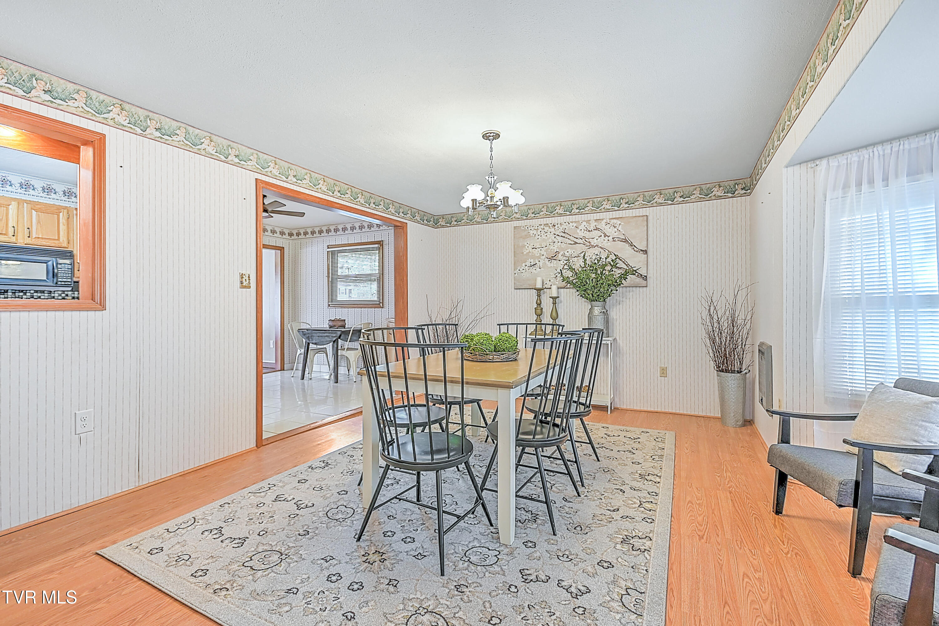 288 Robin Circle, Bristol, Virginia image 17