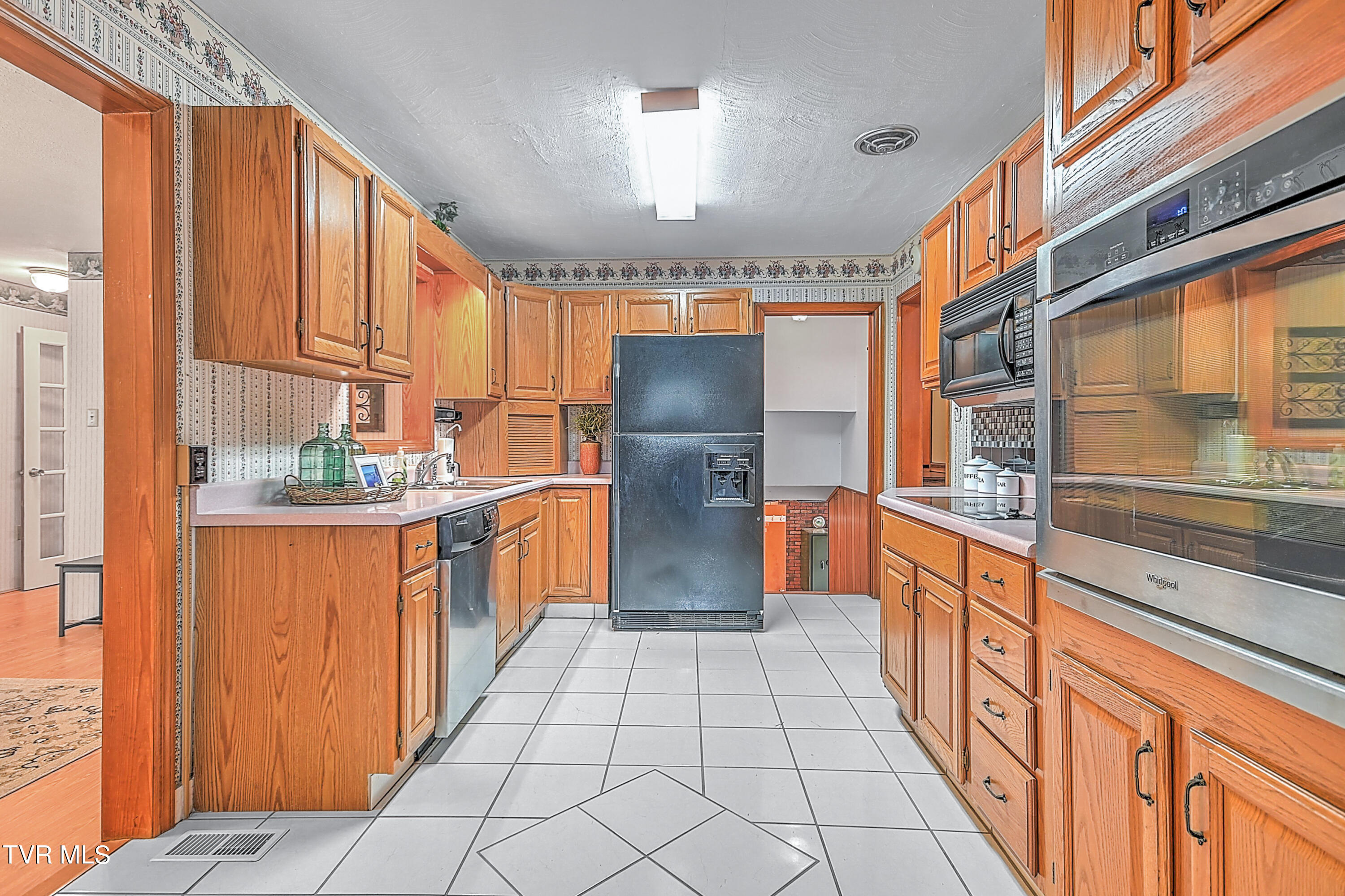 288 Robin Circle, Bristol, Virginia image 9