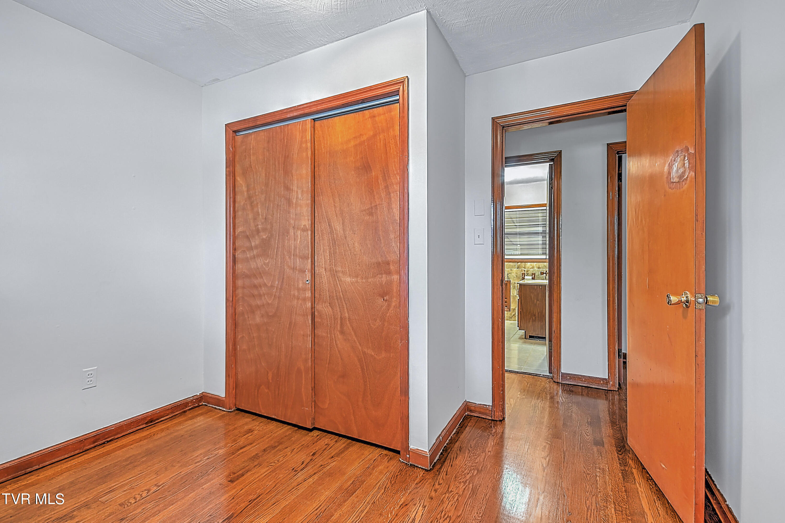 288 Robin Circle, Bristol, Virginia image 29