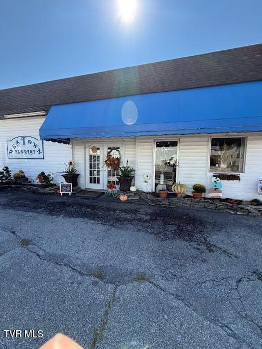 Photo of 901 Main Street, Greeneville, TN 37743 (MLS # 9987474)
