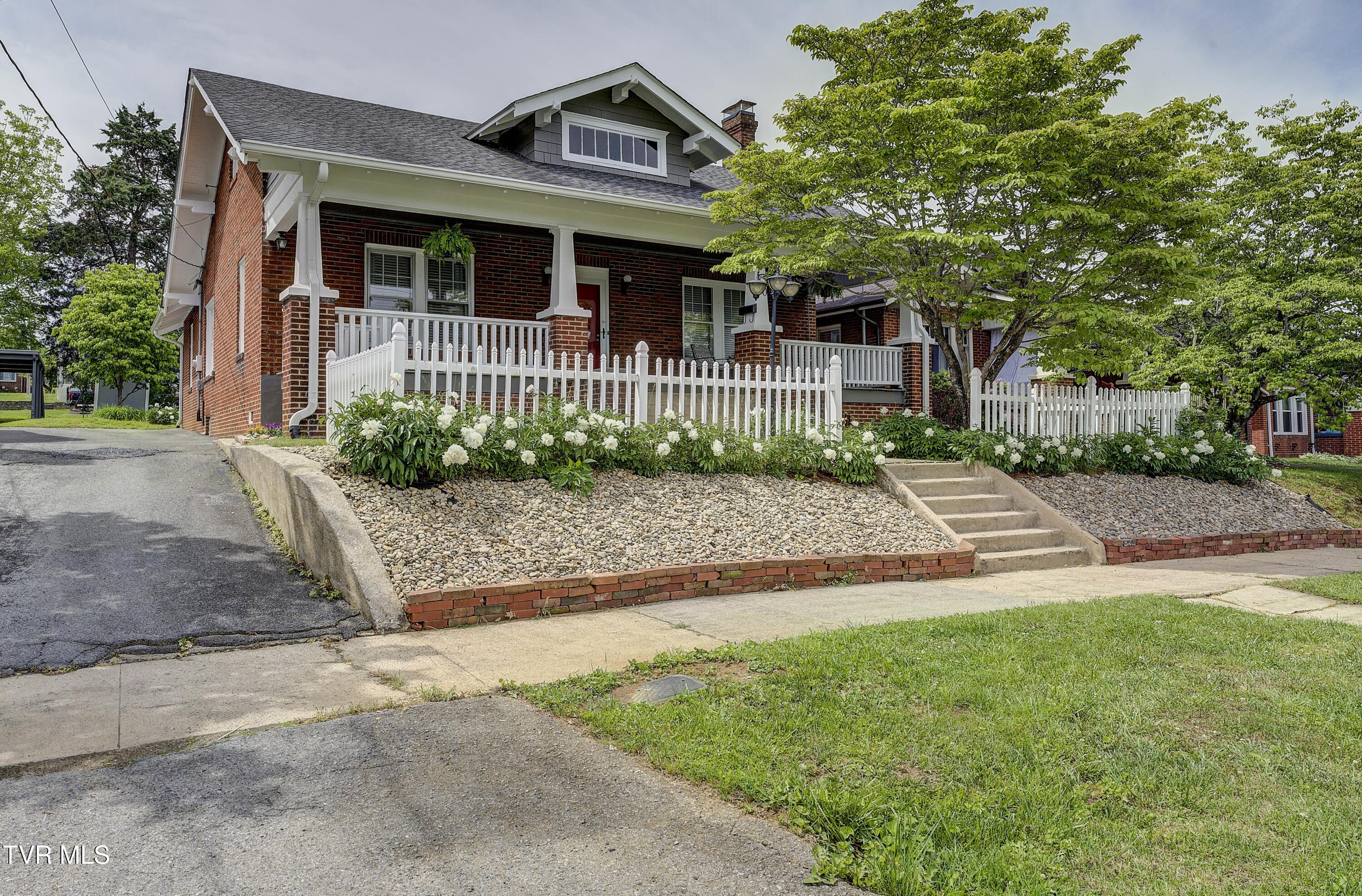 110 I Street, Elizabethton, Tennessee image 1
