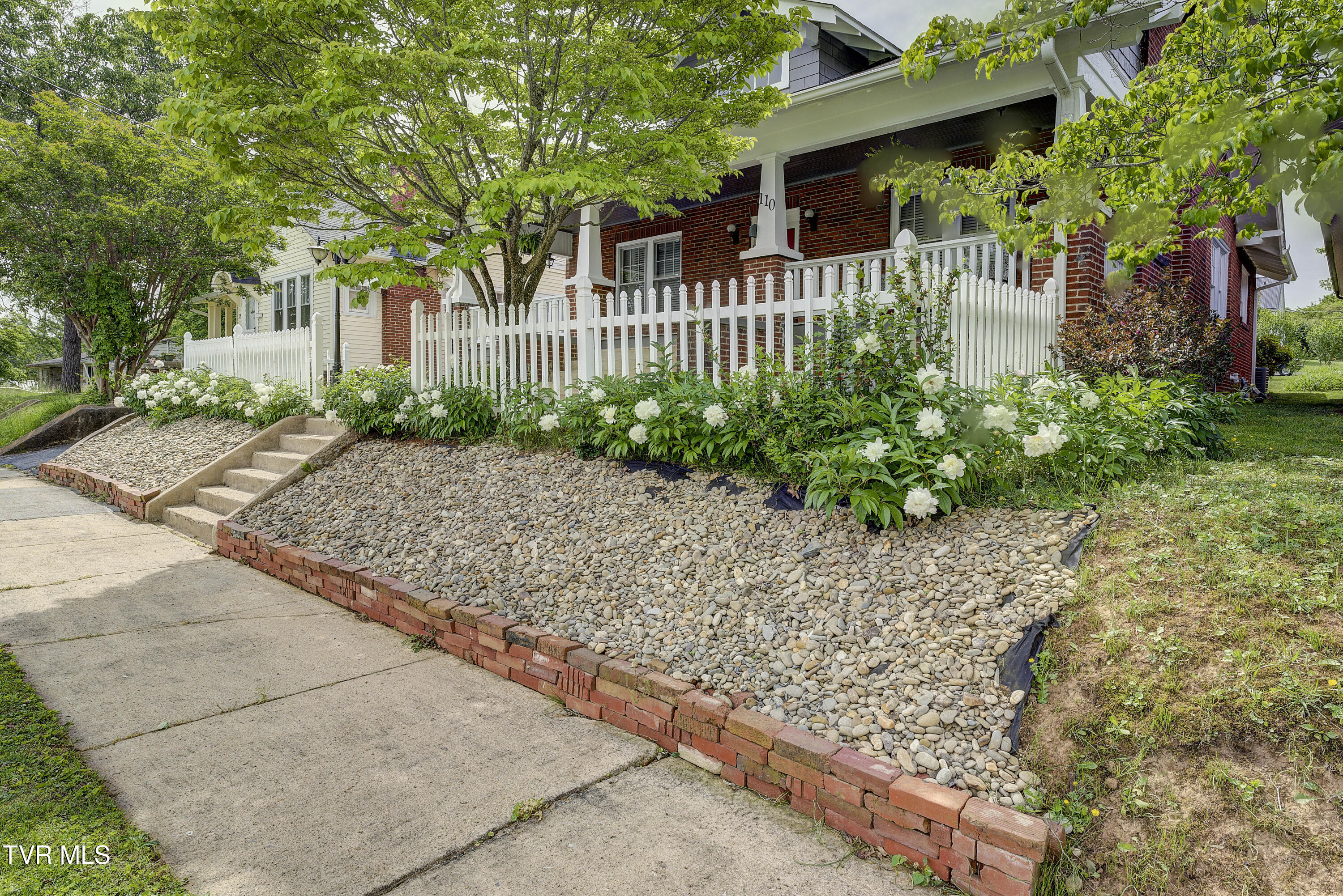 110 I Street, Elizabethton, Tennessee image 3