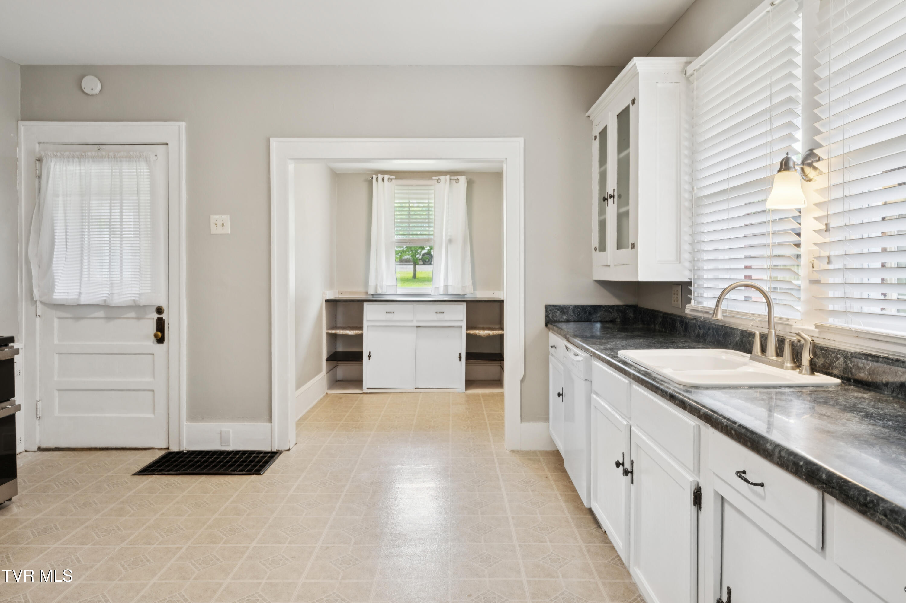 110 I Street, Elizabethton, Tennessee image 31