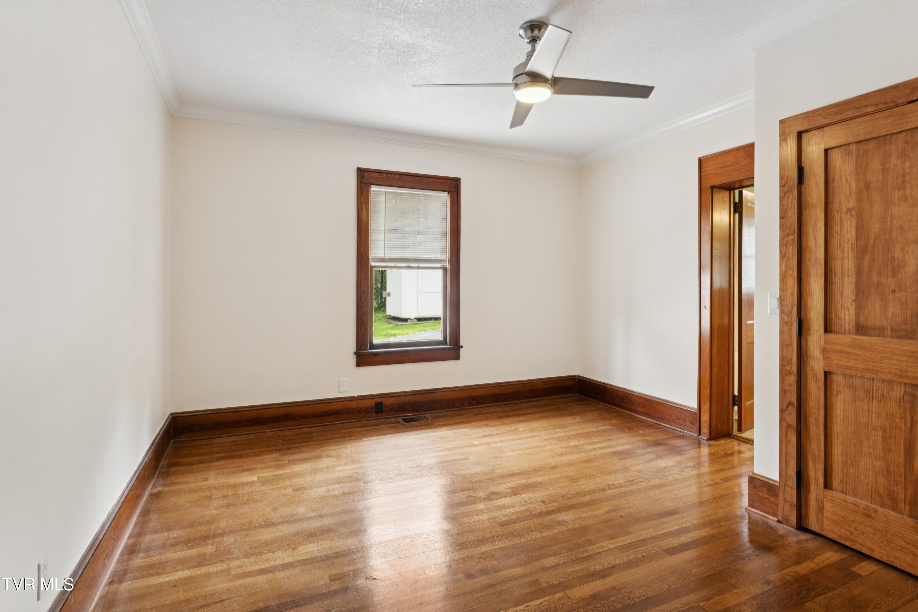 110 I Street, Elizabethton, Tennessee image 21