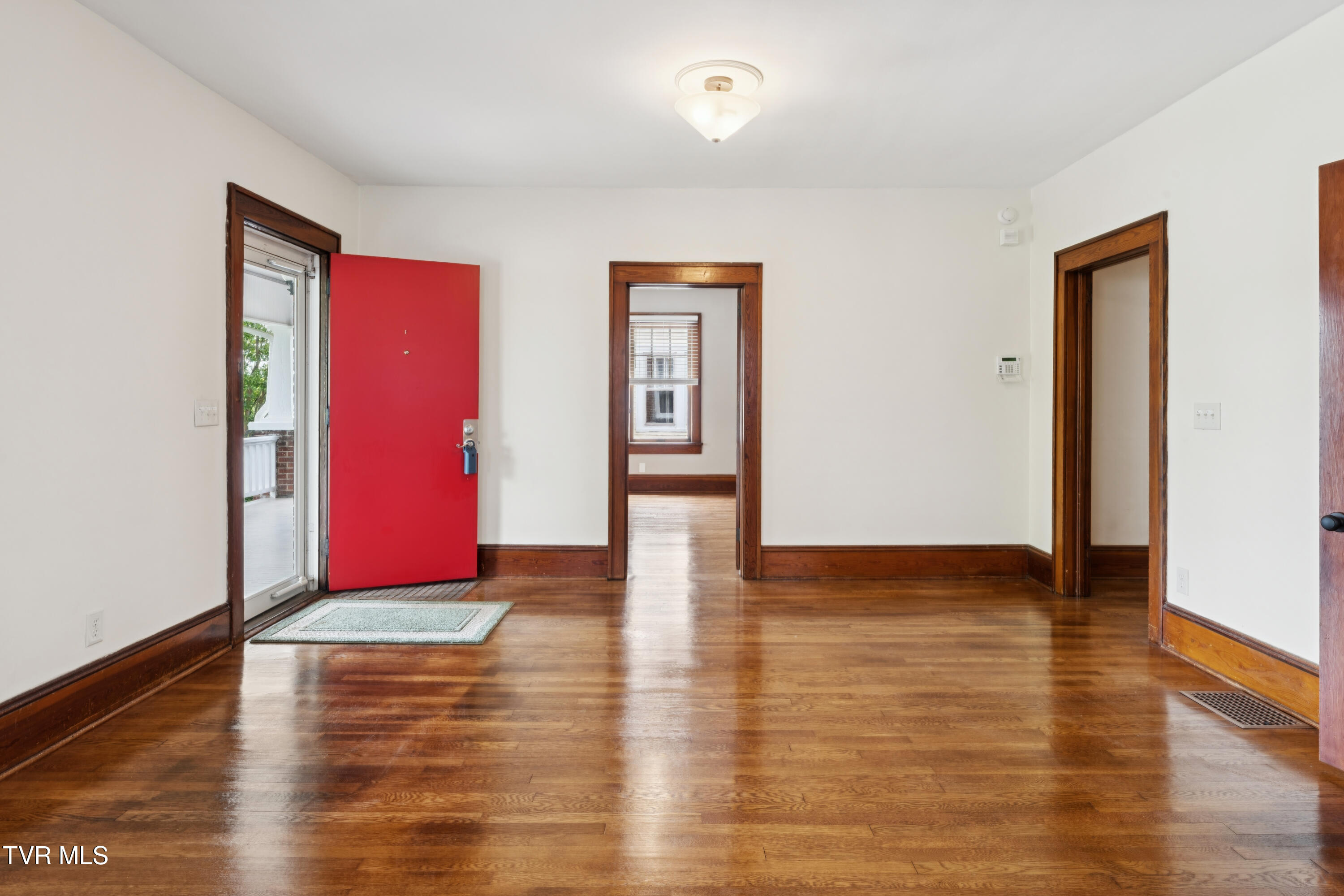 110 I Street, Elizabethton, Tennessee image 12