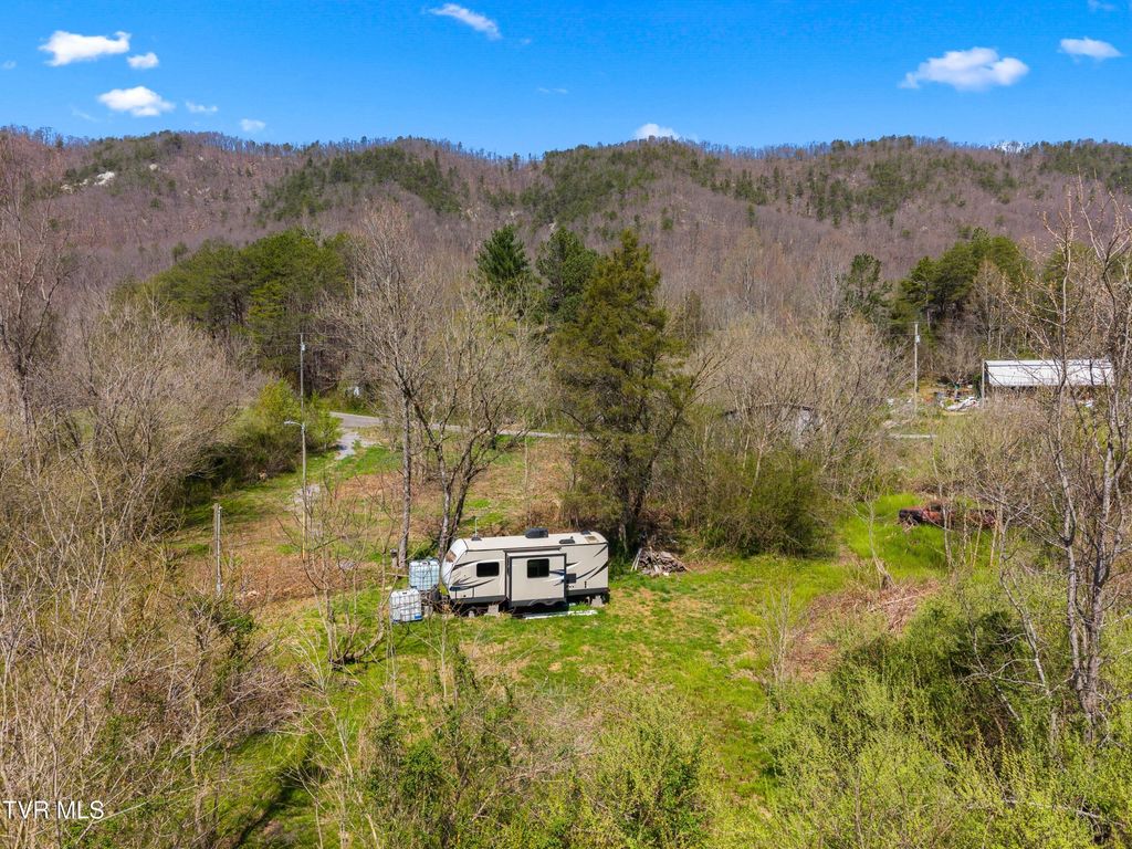 Photo of 290 Cave Springs Road, Rogersville, TN 37857 (MLS # 9993042)