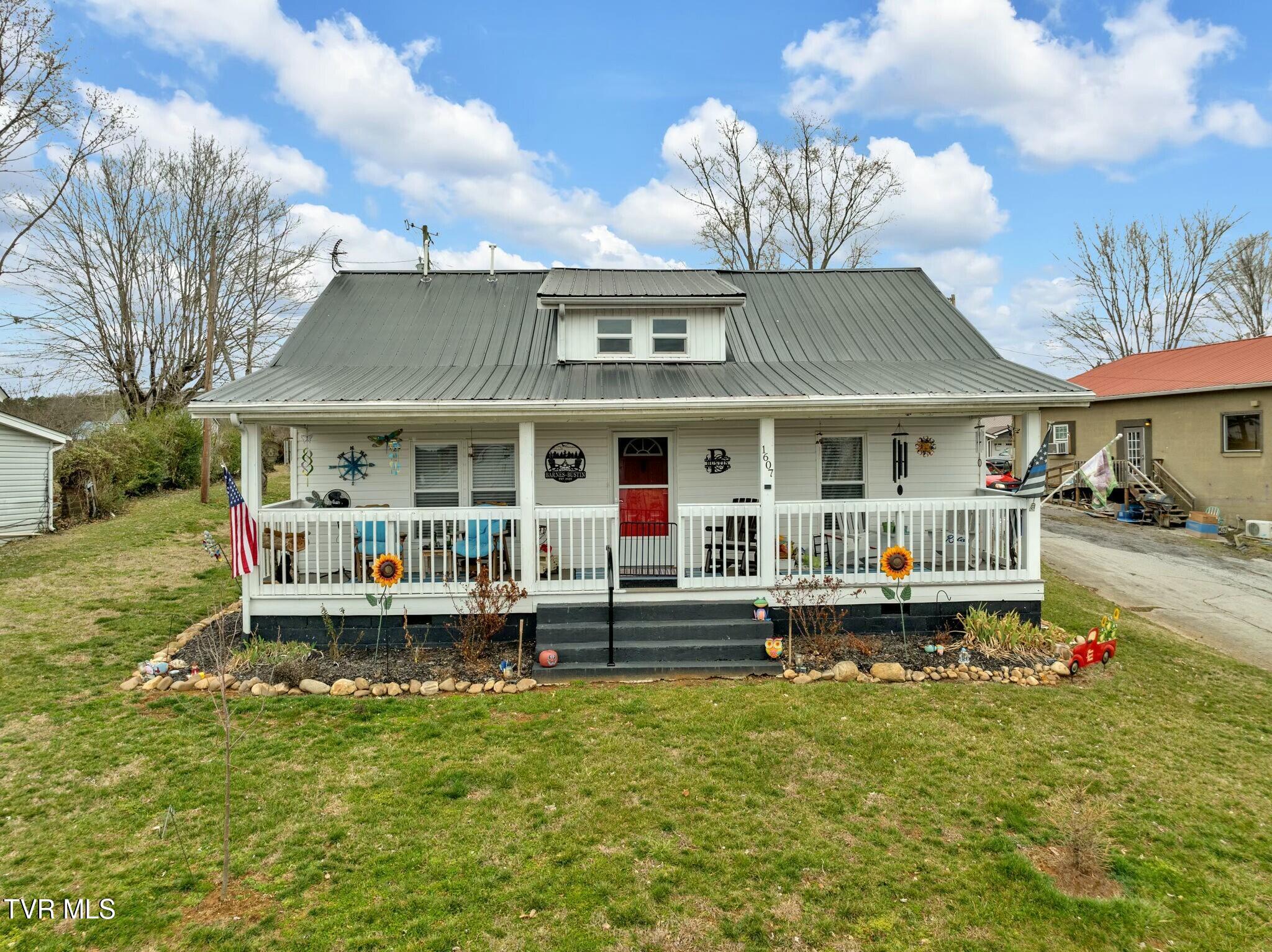 1607 Main Street, Surgoinsville, Tennessee image 2