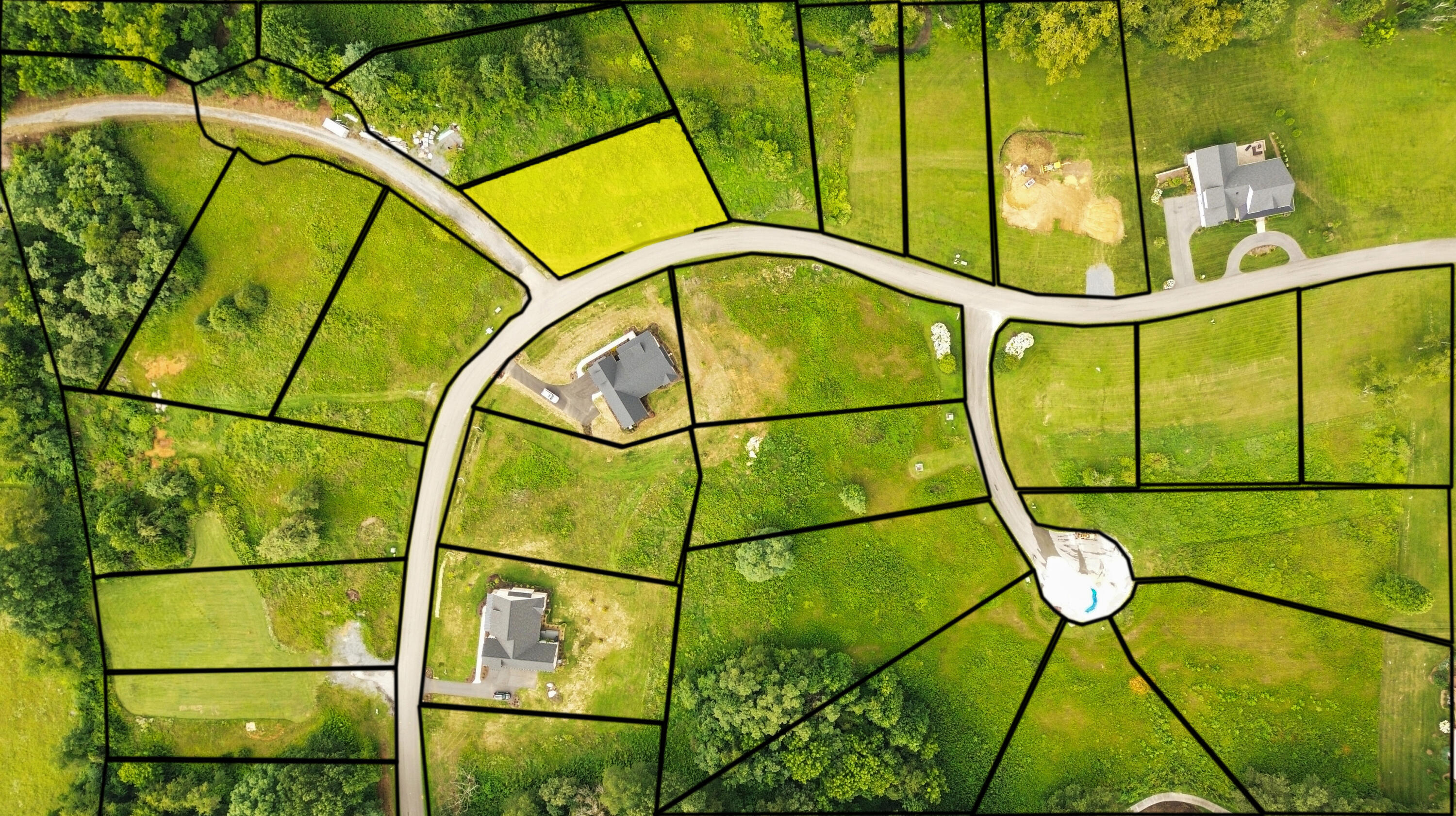 Tbd Creekside Court #LOT 216, Bristol, Virginia image 2