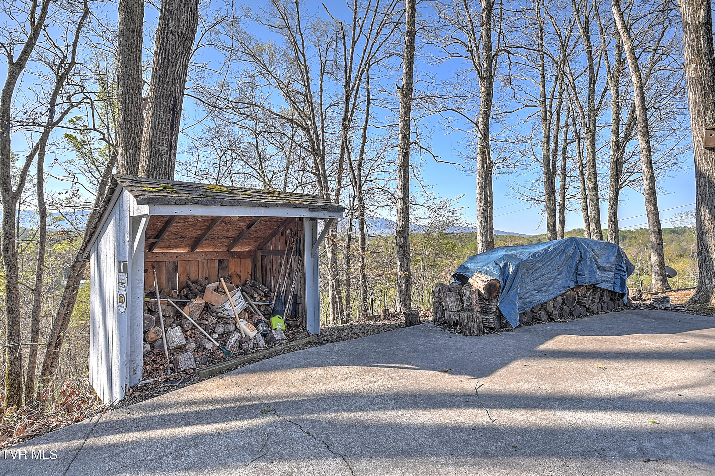 901 Bristol Caverns Highway, Bristol, Tennessee image 47