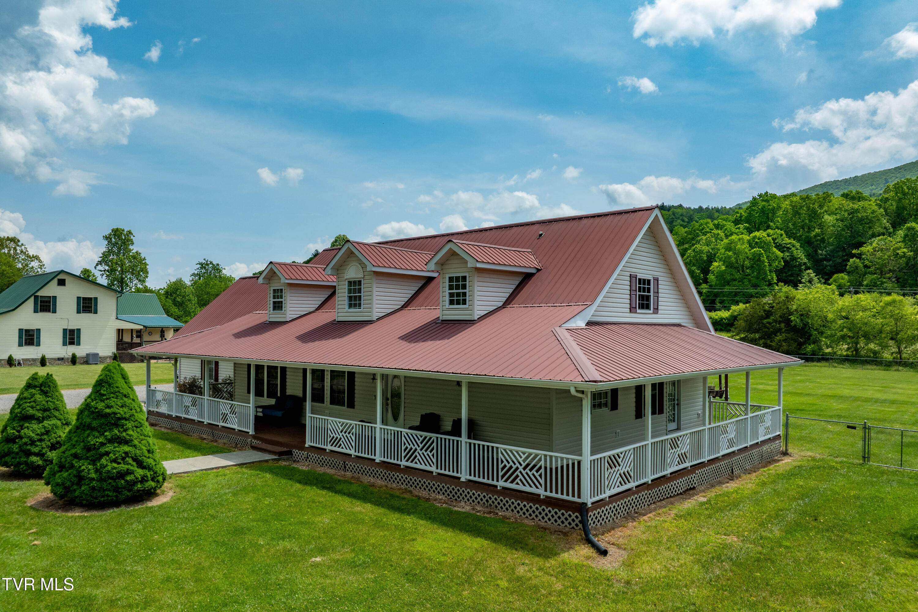 297 Old Highway 67, Butler, Tennessee image 2