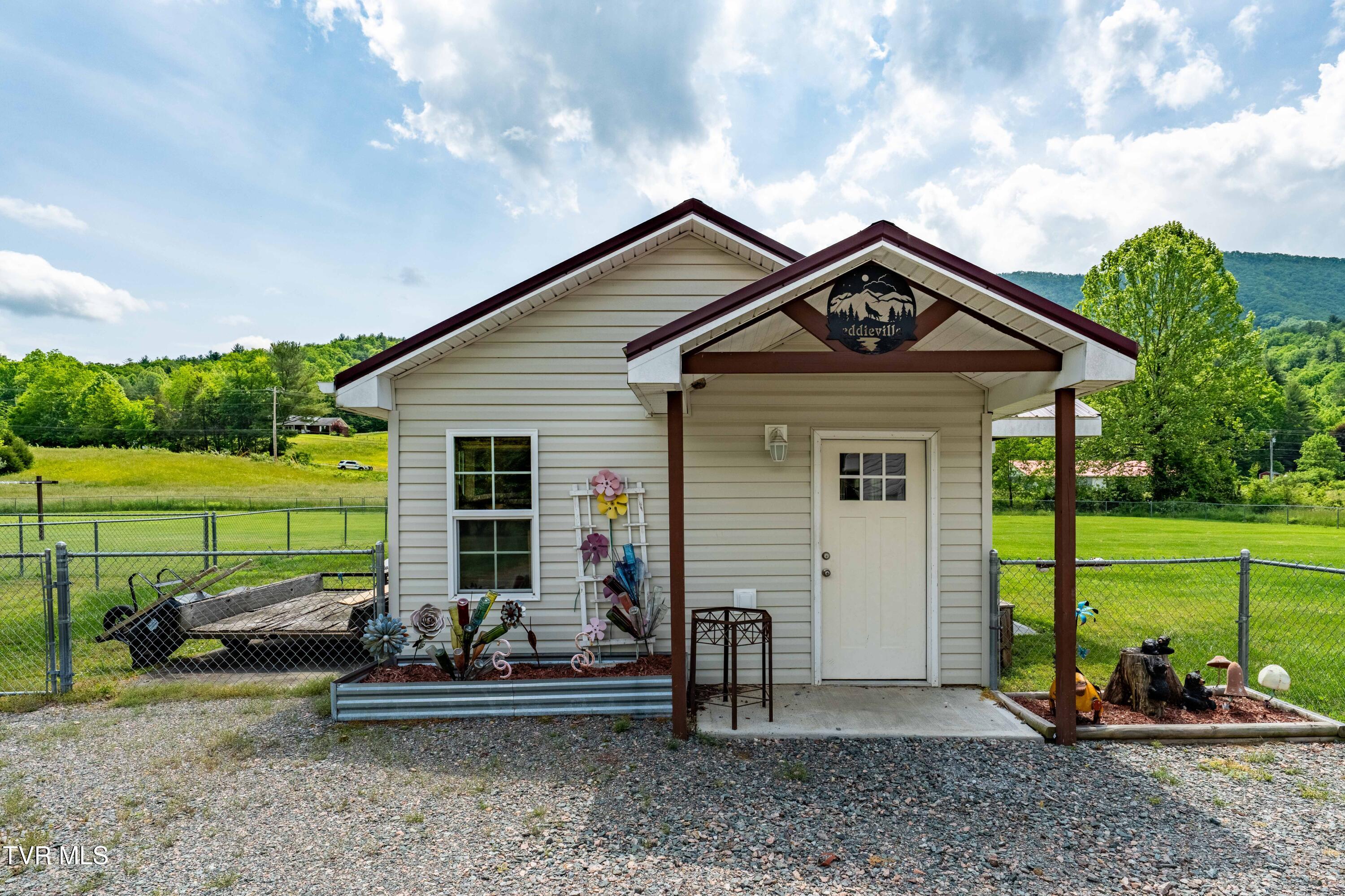 297 Old Highway 67, Butler, Tennessee image 4