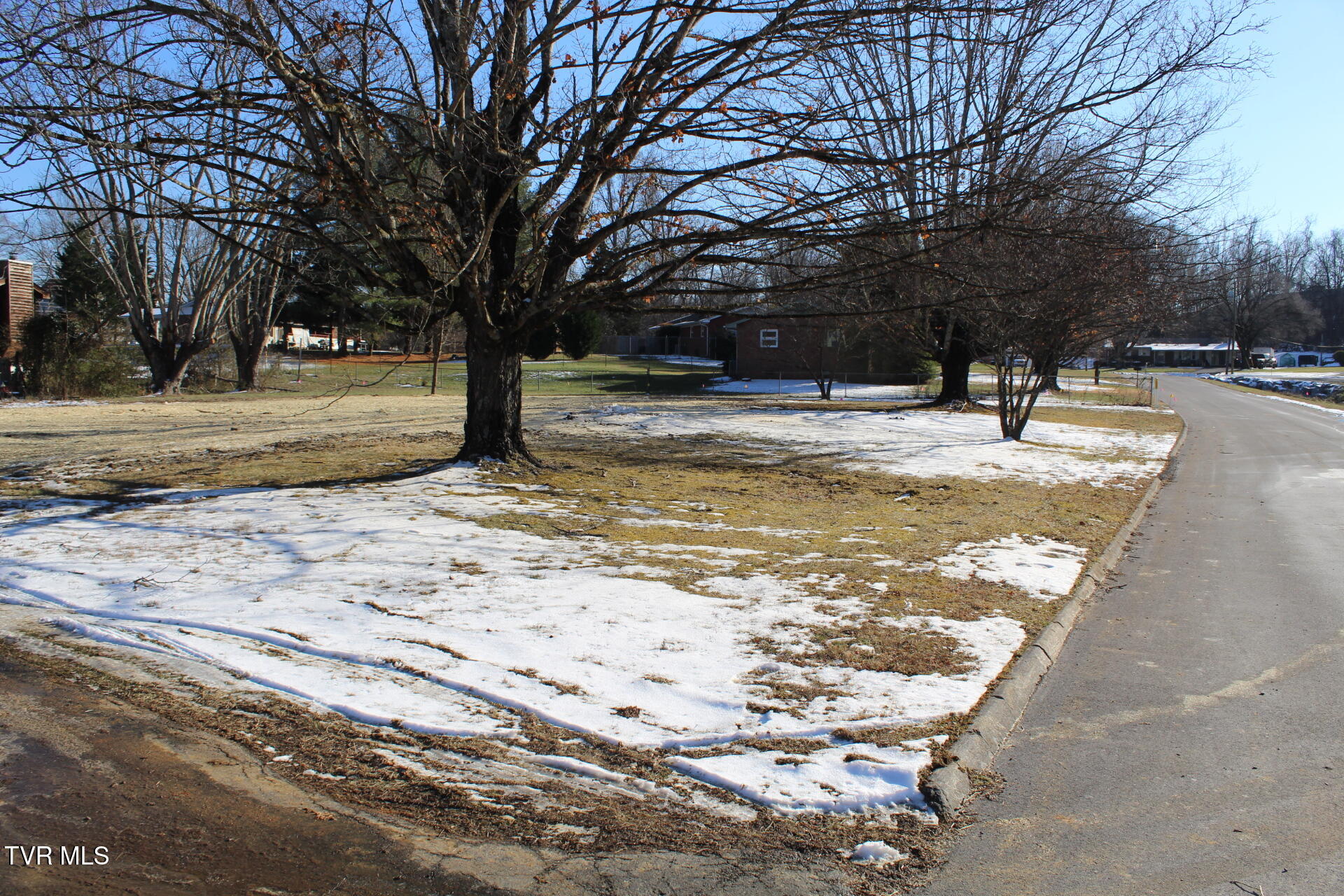 2321 Brook Lane, Johnson City, Tennessee image 12