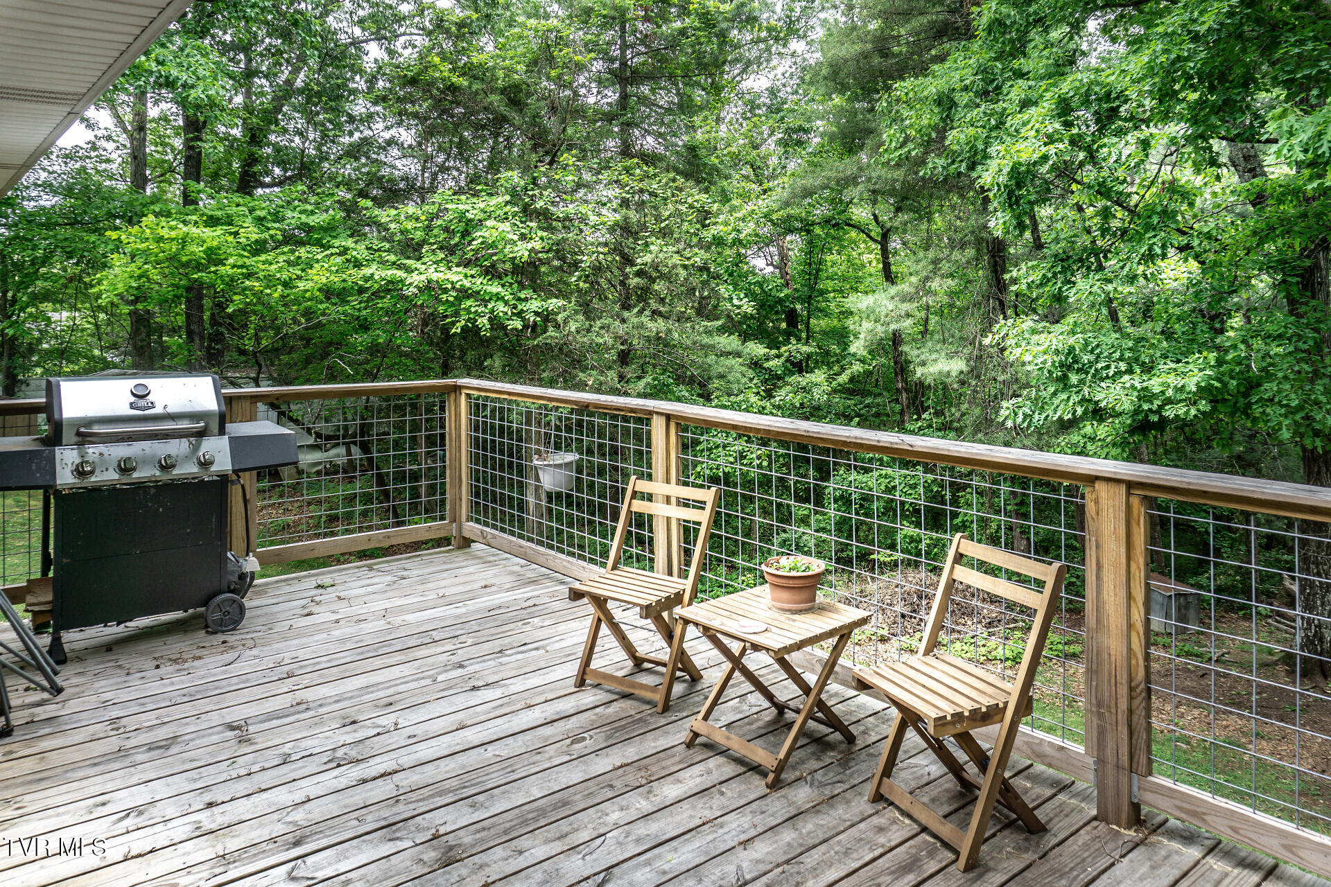 290 Wooded Heights