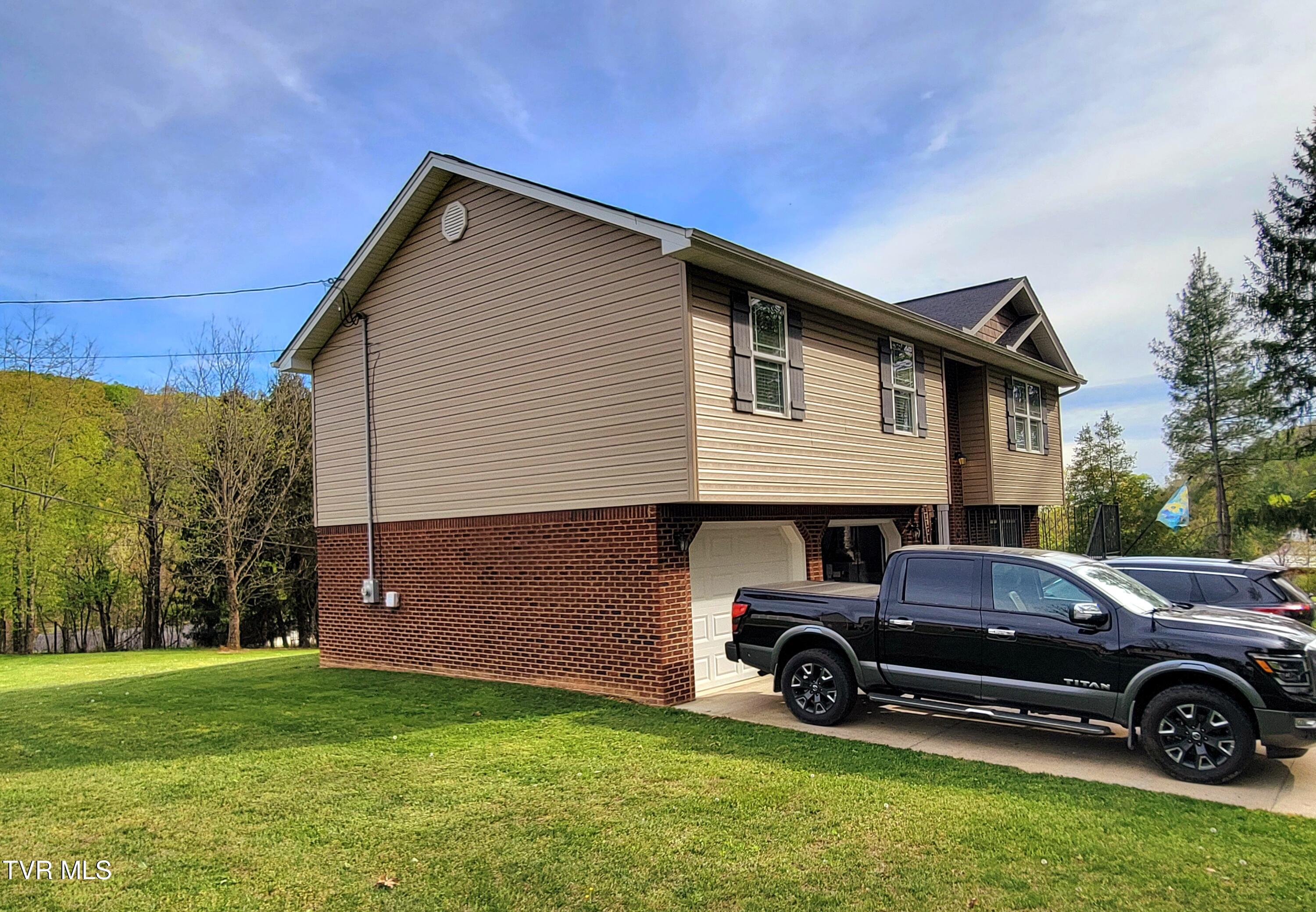 1459 Highridge Drive, Kingsport, Tennessee image 2