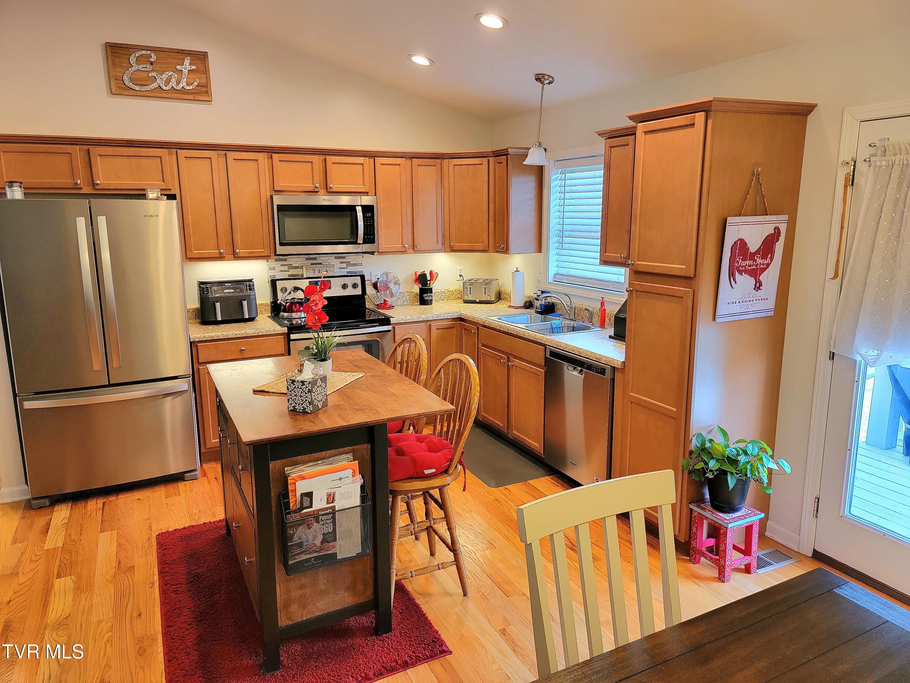 1459 Highridge Drive, Kingsport, Tennessee image 5