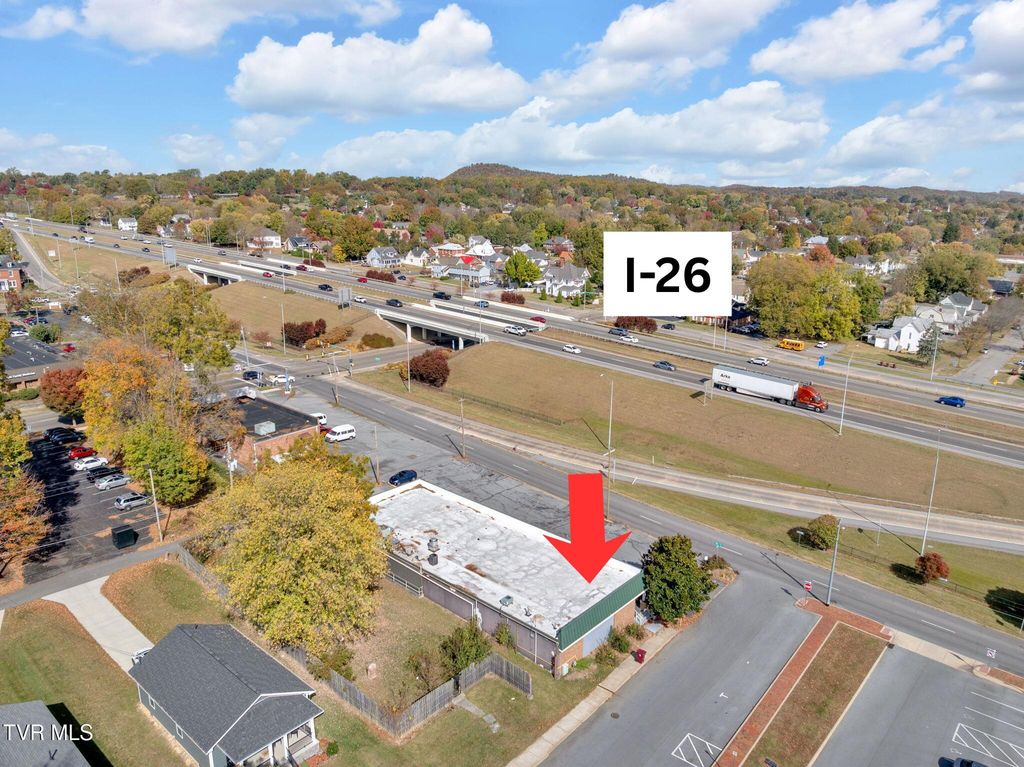 Photo of 401 Elm Street, Johnson City, TN 37601 (MLS # 9987674)