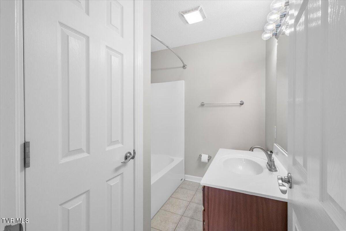 820 Liberty Bell Boulevard #2, Johnson City, Tennessee image 27