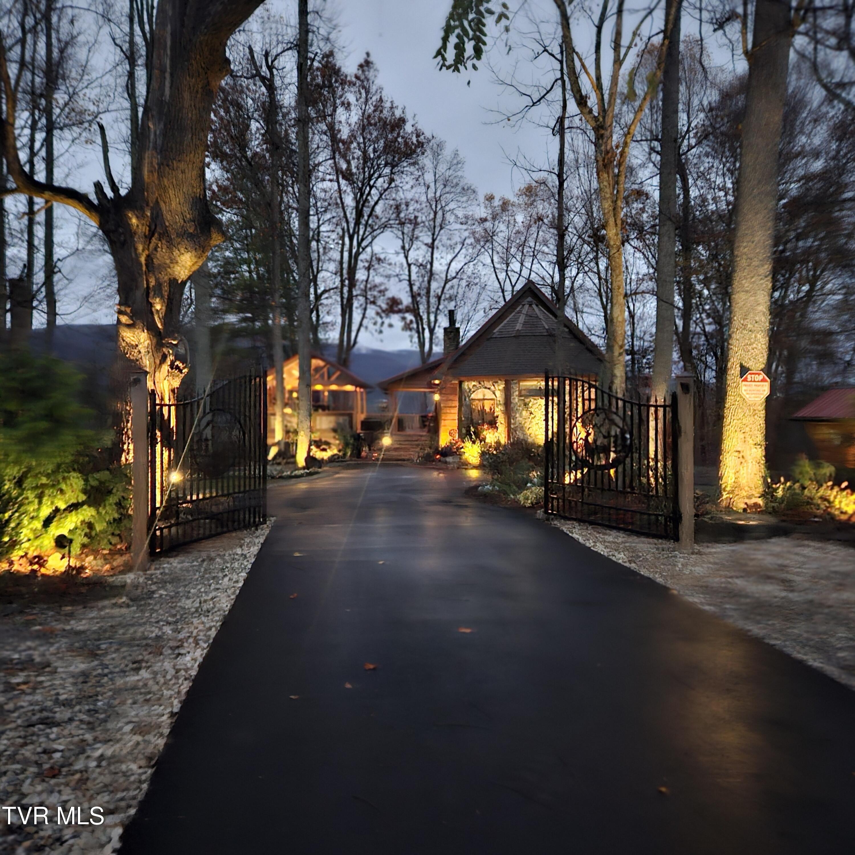 438 Willow Springs Road, Elizabethton, Tennessee image 10